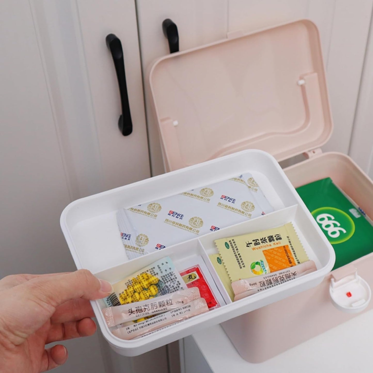 Empty Small First Aid Box High Quality Medicine Box  (random color)